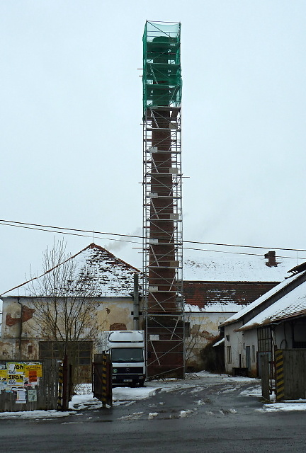 7. Komín Dolní Lukavice, tady to bez lešení nešlo...